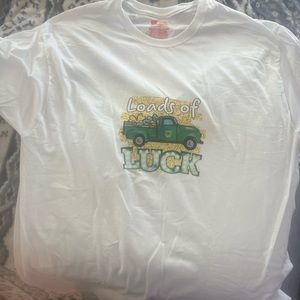 White Tshirt